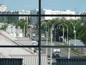 вид на сумскую через витраж коммерческая недвижимость белгород